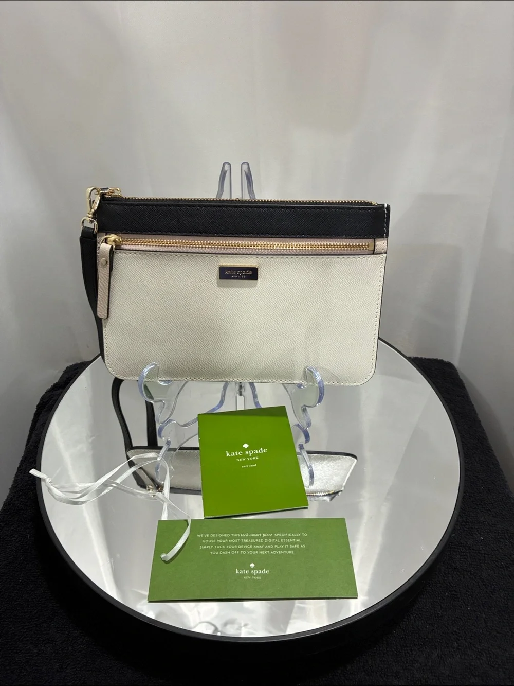 Women's Two-Tone Black and Cream Wristlet Clutch NWOT